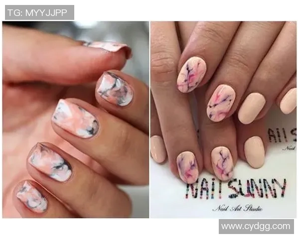 足球明星戴发箍的时尚风潮与运动表现的完美结合探讨