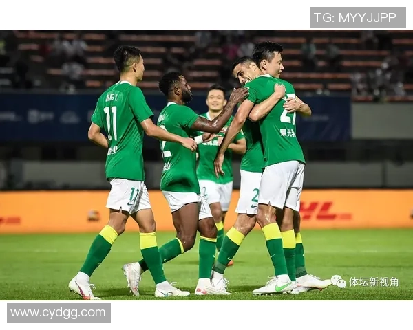 深圳排球队以69分领跑欧锦赛积分榜展现强劲实力