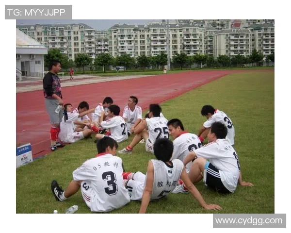 上海篮球队的转型之路:从传统强队到现代竞技的深度解析 上海篮球队的转型之路:从传统强队到现代竞技的深度解析