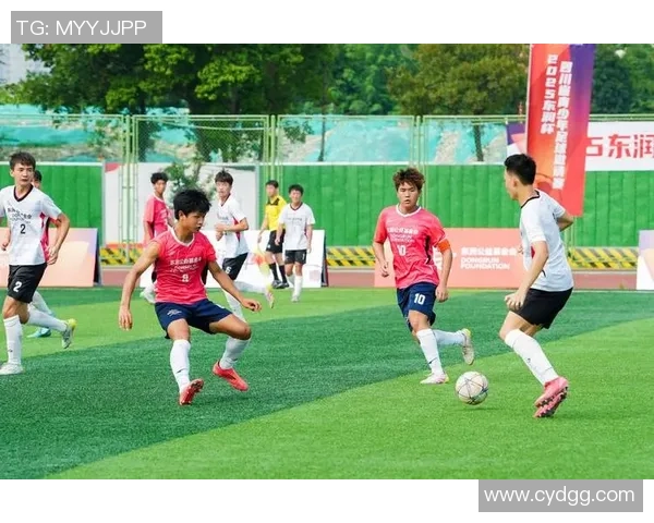 成都足球队在全国锦标赛中的状态表现分析与未来展望 成都足球队在全国锦标赛中的状态表现分析与未来展望